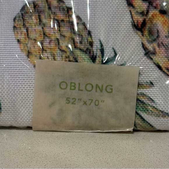 Isaac Mizrahi Tropical Pineapple Tablecloth - Oblong 52x70” - Picture 2 of 4